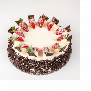 Strawberry Sponge Gateaux